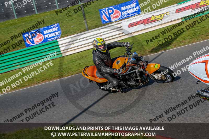 PJM Wedding Photography;enduro digital images;event digital images;eventdigitalimages;mallory park;mallory park photographs;mallory park trackday;mallory park trackday photographs;no limits trackdays;peter wileman photography;racing digital images;trackday digital images;trackday photos